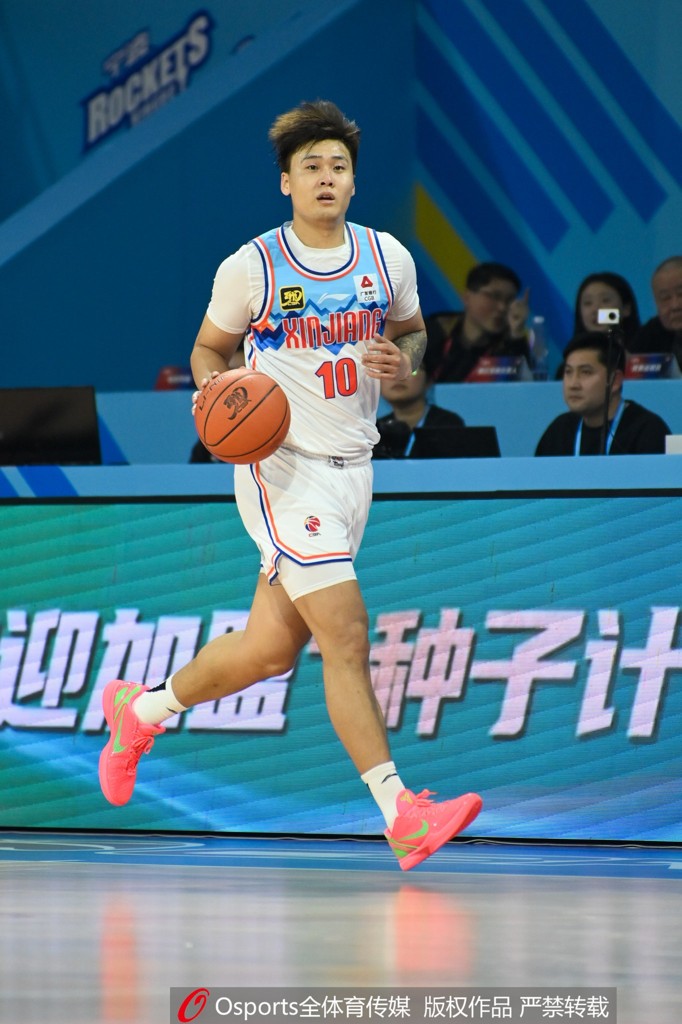 赵睿：最煎熬的是新疆2年 受伤让我打打停停 自己一度陷入过怀疑