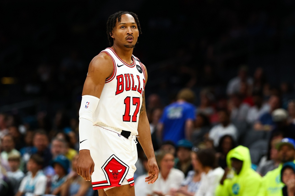 Exhibit 10&训练营21人满员！ 热火官宣连签4人 贾米尔-杨在列