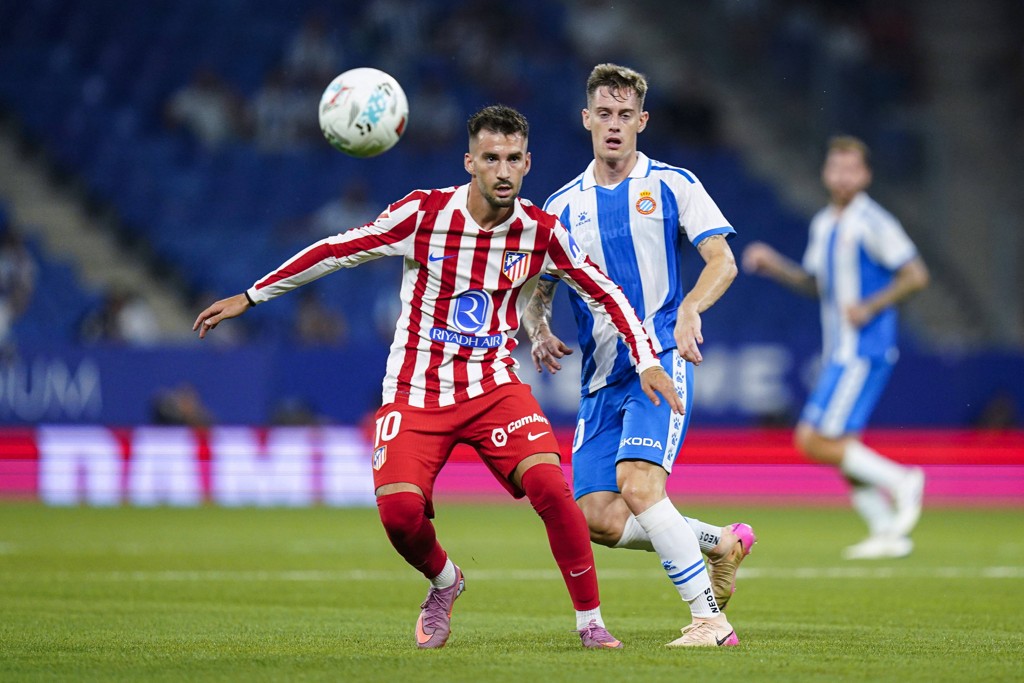 世体：巴埃纳可能下周三复出，他和吉梅内斯进行了传球等训练