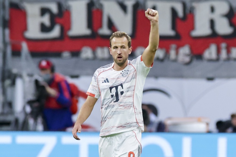 法尔克：拜仁盼解约条款过期后再续约凯恩 现合同税前年薪2400万